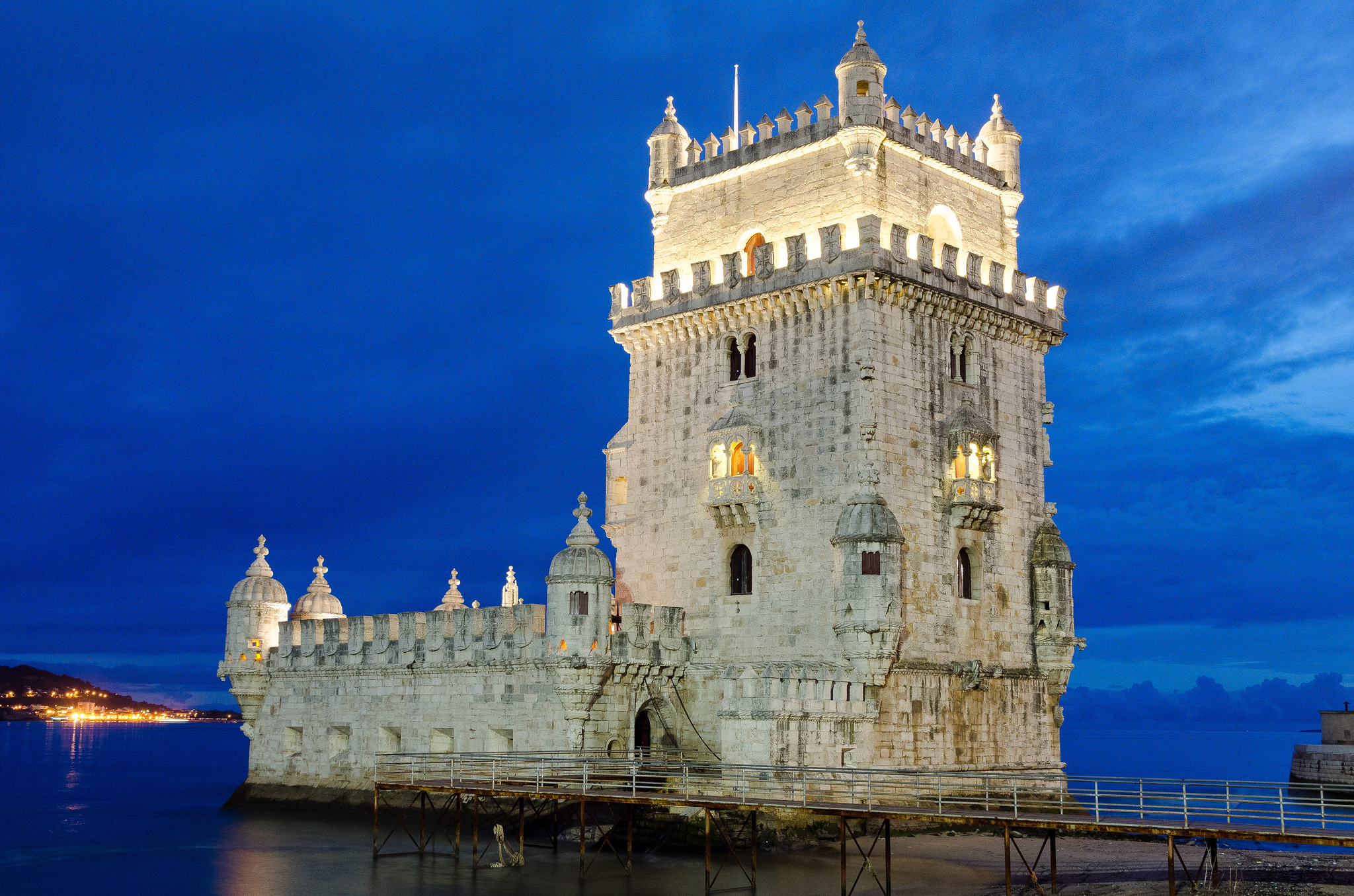portugal popular tourist attractions